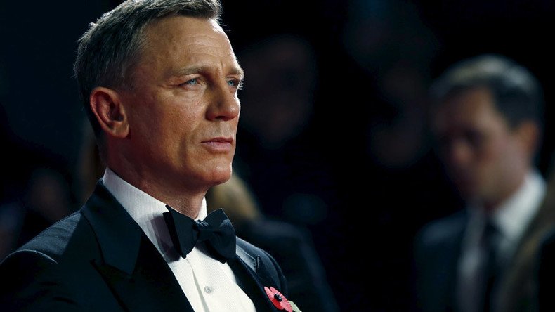 Craig gives James Bond the Goldfinger... despite £68mn offer