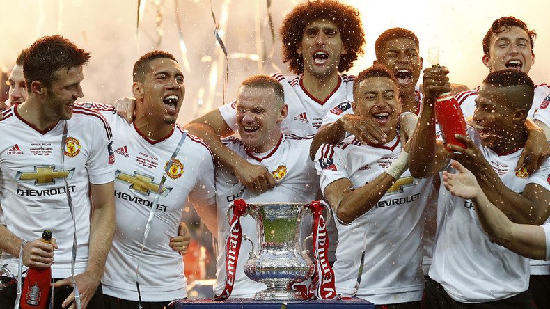 Man United wins FA Cup, beating Crystal Palace 2-1 after extra time