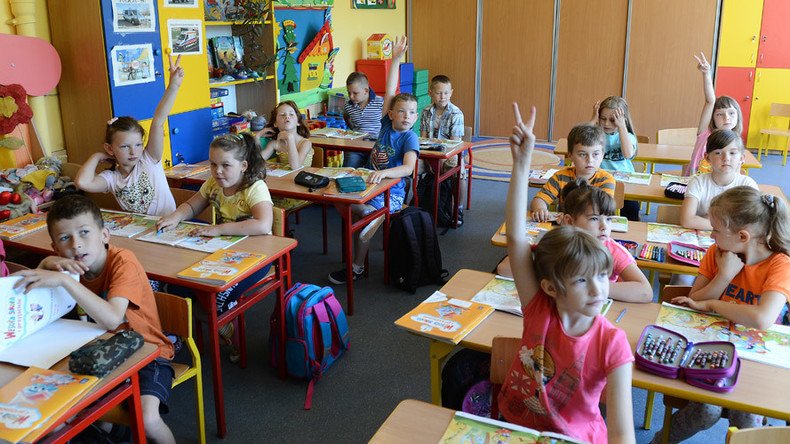 Poland introduces NATO lessons in schools ahead of Warsaw summit 