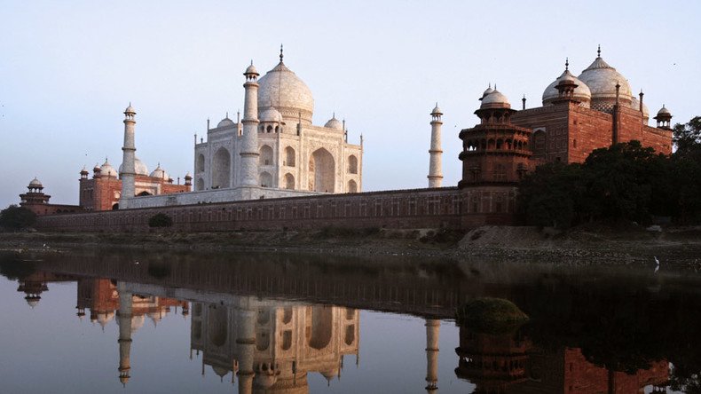 India's Taj Mahal damaged by constant cleaning of insect poop