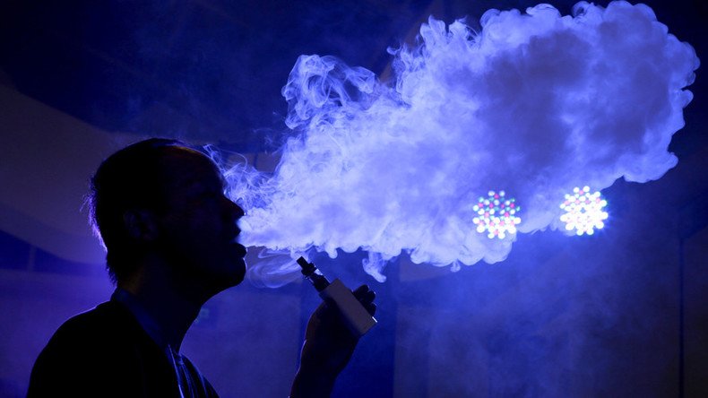 Almost half Americans think vaping is dangerous – poll