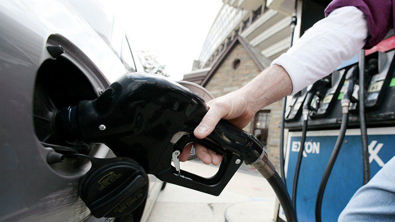 Michigan declares energy emergency as gas shortage looms over holiday weekend 