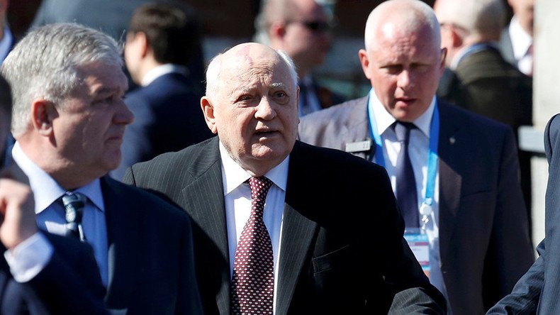 Gorbachev officially barred from Ukraine over Crimea comments