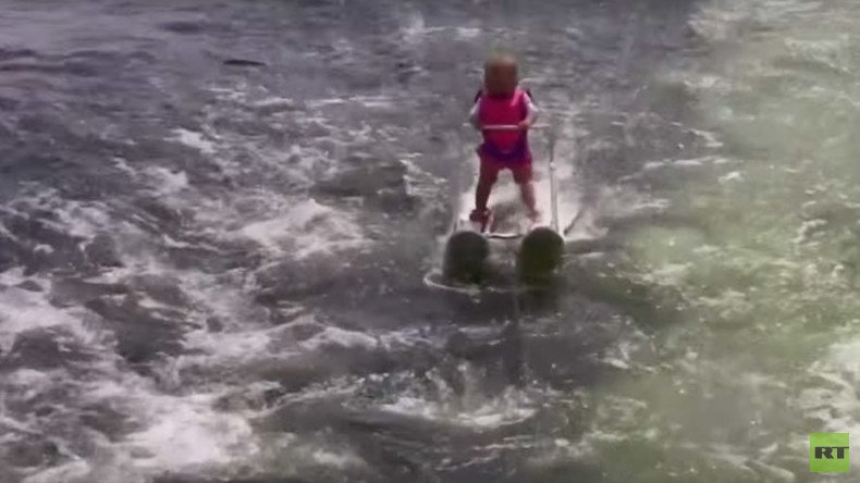 Amazing 6-month-old becomes youngest ever water skier (VIDEO)