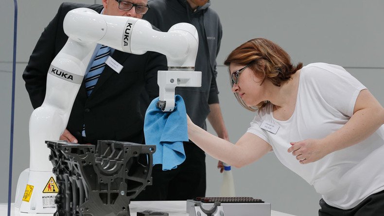 ‘Pain-feeling’ robot under work in Germany