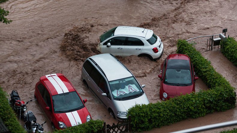 Flooding chaos causes death & destruction in southern Germany (VIDEO)