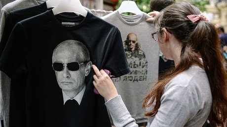 Putin continues to ride high in popularity polls, latest research shows 