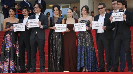 ‘Coup took place in Brazil’: Film crew stages red carpet pro-Rousseff protest in Cannes (VIDEO)