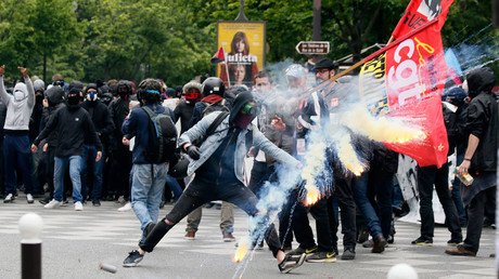 ‘Hollande desperate to pass French labor reforms by any means’