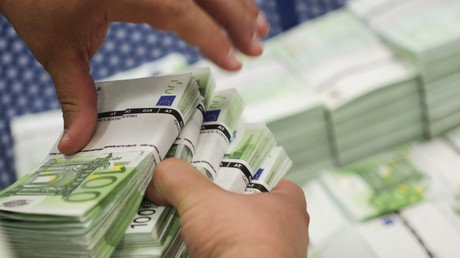 ‘Basic income’ poll: 64% of Europeans would vote in favor, 4% would stop working