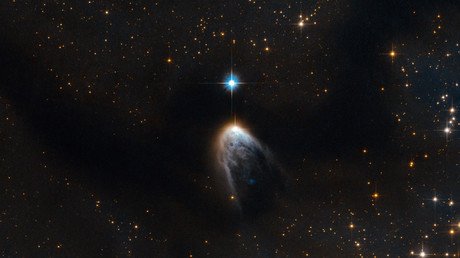 Hubble telescope snaps emergence of new, supersonic gas belching star (PHOTO)