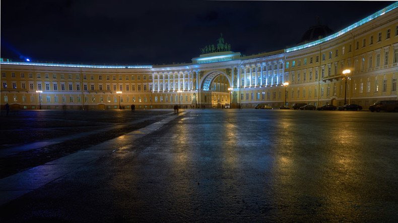 Finnish spending spree in St. Petersburg because of weaker ruble