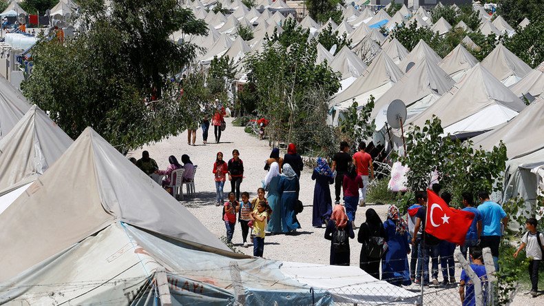 EU-Turkey refugee deal illegal, court challenge claims