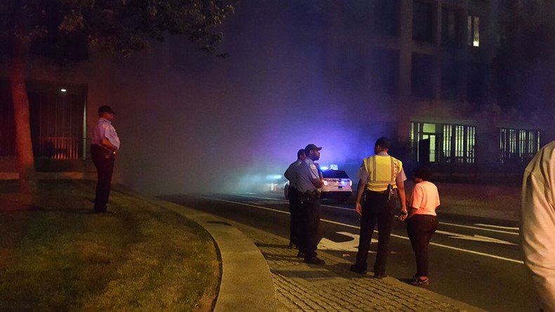 Tunnel of fire: Scary-looking blaze in downtown DC caused by overheated vehicle (PHOTOS)