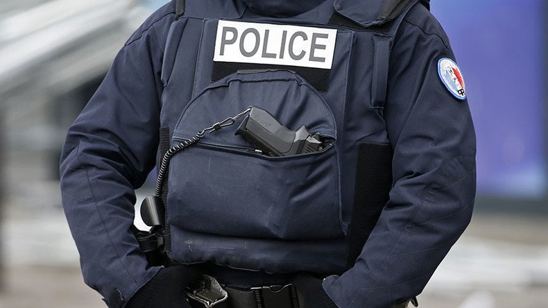 France allows off-duty police to carry guns following murders by jihadist near Paris  