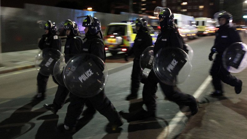 Armored police with dogs & helicopter reported quelling ‘riots’ in London’s Barking