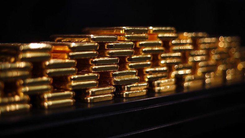 Brexit gold rush: Scared Brits stockpile bars & coins, just in case 