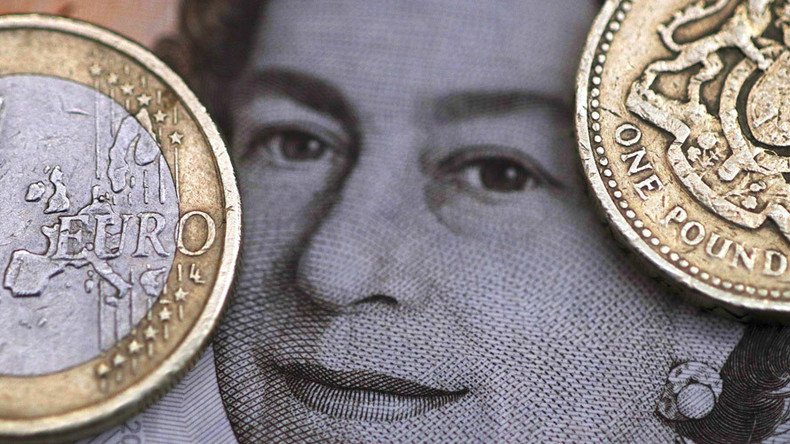 Run on banks? Brits rush to buy euros, dollars ahead of Brexit vote