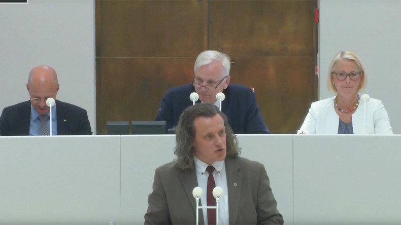 German MP speaks out on diversity bill, addressing 60 genders (VIDEO)
