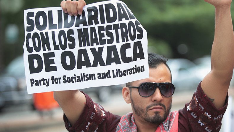 2nd day of protests outside NYC Mexico consulate over Oaxaca killings (VIDEOS)