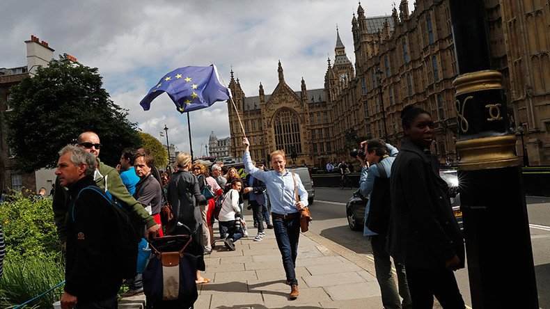 Petition calling for UK to hold 2nd EU referendum soars past 2mn signatures