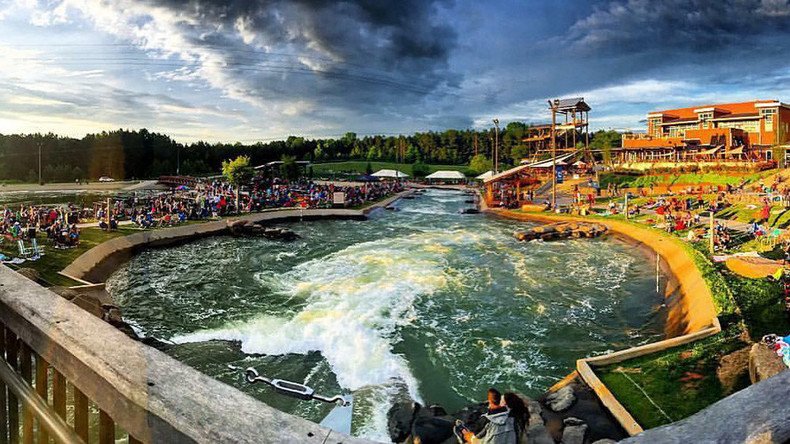 Brain-eating amoeba causes closure of N. Carolina waterpark, after 18-yo girl dies