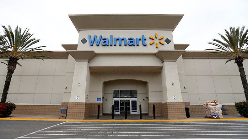 Armed bystanders pull guns to stop 'Western shootout' in Walmart parking lot