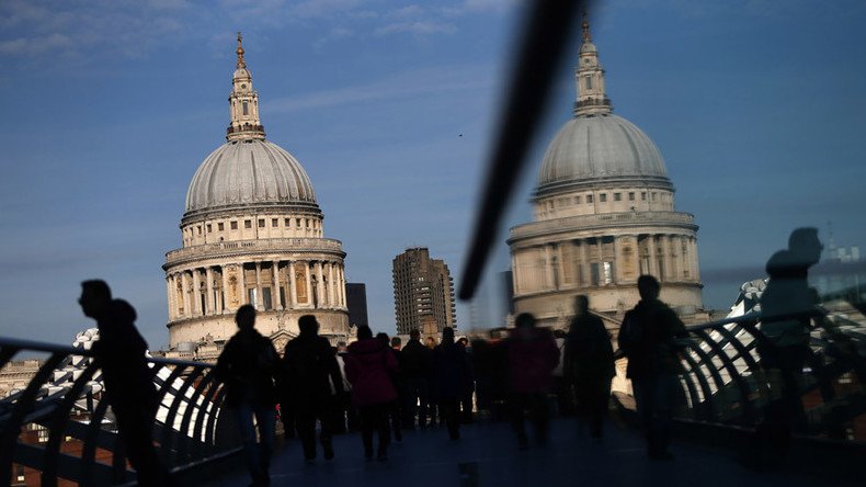 London’s St Paul’s evacuated in bomb scare causing rush hour mayhem 