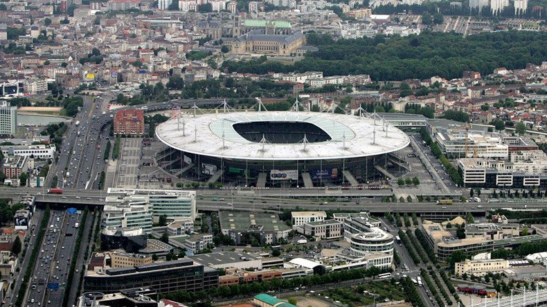 Loud controlled explosion rocks Stade de France area before Euro quarter final (VIDEO)