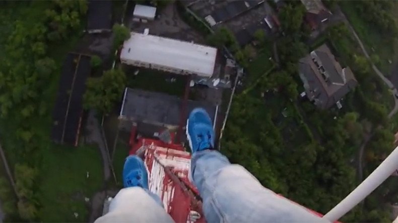 Sun rises for mad Russian rooftoppers at peak of 640-foot TV tower (VIDEO)