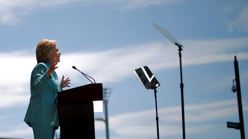 Hillary Clinton announces Sanders-like plan for free college education