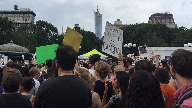 Dozens arrested during national protests over fatal shootings of Sterling and Castile (PHOTOS/VIDEO)