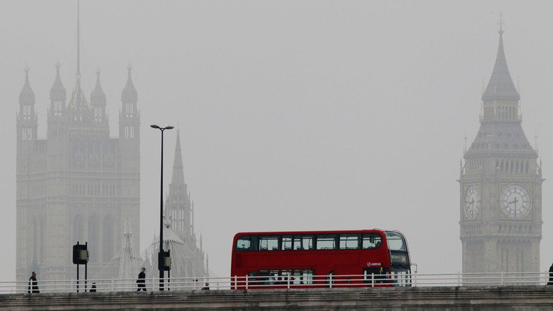 Moody’s cuts growth forecasts for UK & EU over Brexit anxiety