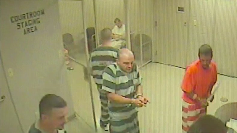 Inmates carry out jail break to save correctional officer’s life (VIDEO)