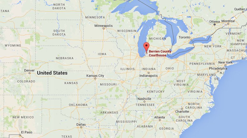 2 bailiffs, shooter dead after shots fired at Michigan courthouse