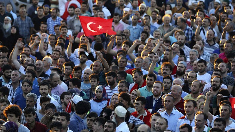 ‘People not afraid, remember history’: Turkish journalist says no popular support for coup