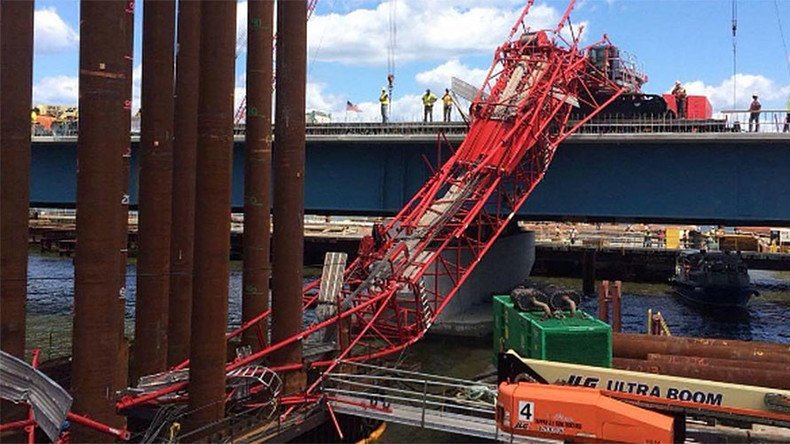 Injuries reported after crane collapses onto major NYC-area bridge