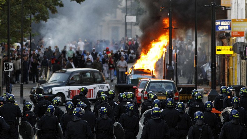 Fears of riots after looting & violence on London’s hottest day echo 2011 unrest