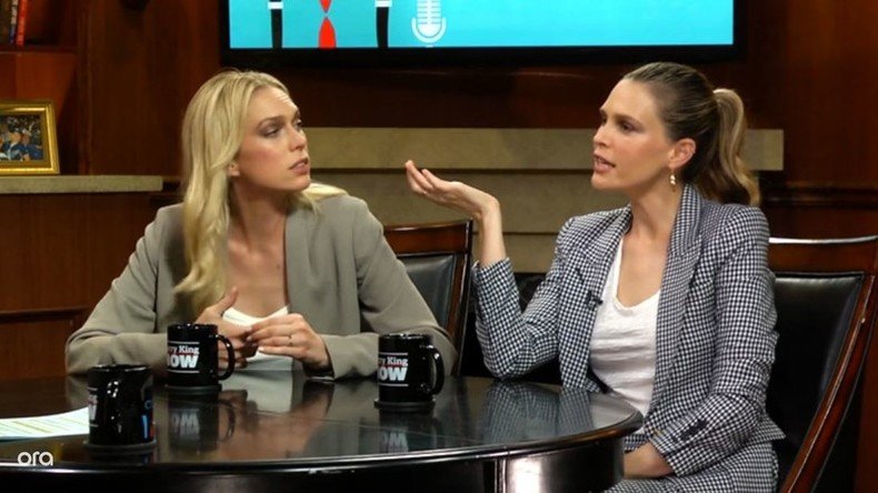 Erin & Sara Foster on ‘Barely Famous’ & their celebrity roots