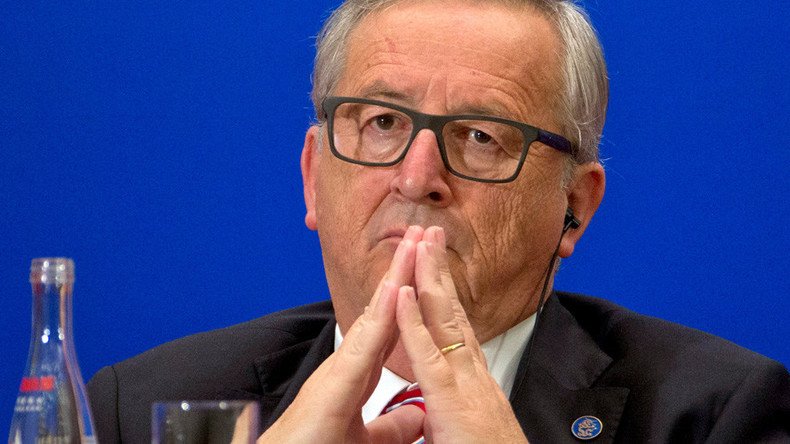 Black book for enemies, drinking issues & ‘kissing’ Farage – Juncker’s eccentric interview 