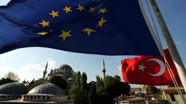 ‘Waiting until October’: Turkey issues ultimatum to EU over visa-free travel