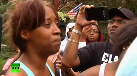 ‘He only did what police asked him to do’:  Girlfriend’s emotional statement on Castile shooting