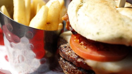 Indian state imposes ‘fat tax’ on burgers, pizza, other fast food