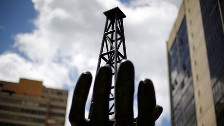 Venezuela’s oil output plunges to 13-year low