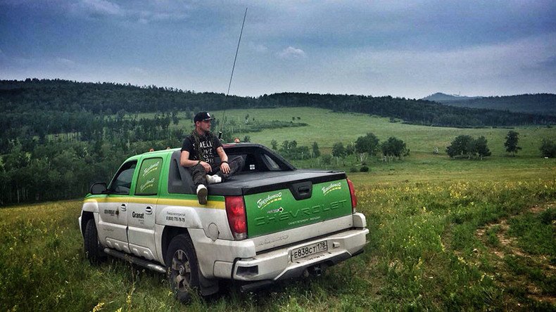 Man takes 13,000-km taxi ride to promote Russian tourism