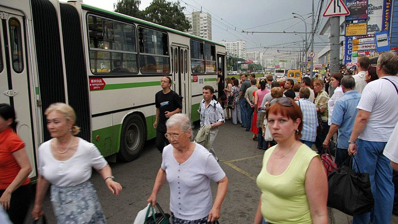 Schoolgirl with heart monitor mistaken for terrorist, asked off bus in Russia