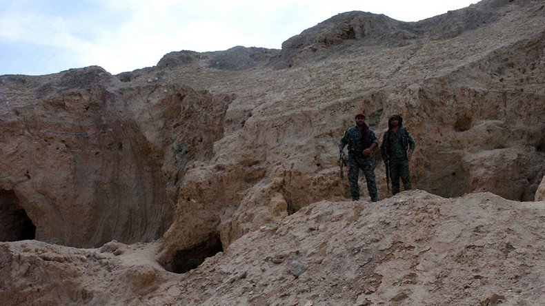 ISIS plunders unique archeological site in Syria, destroys ‘profane’ artifacts (VIDEO)