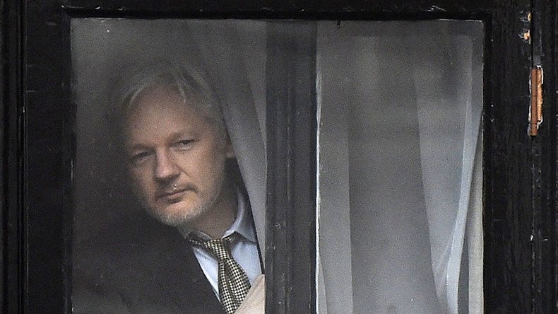 Ecuador warned to end Assange asylum by ex-foreign minister after DNC leak