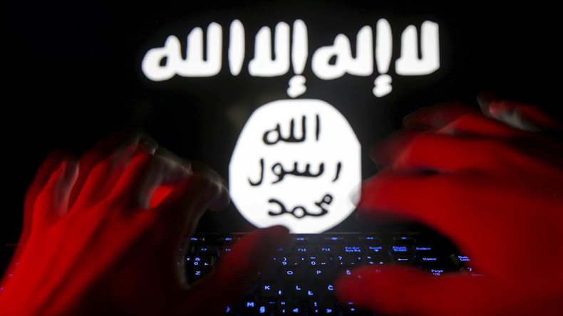 FSB busts internet ring recruiting terrorists for ISIS