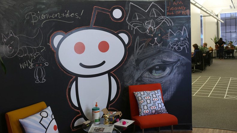 Reddit goes down, users face existential crisis